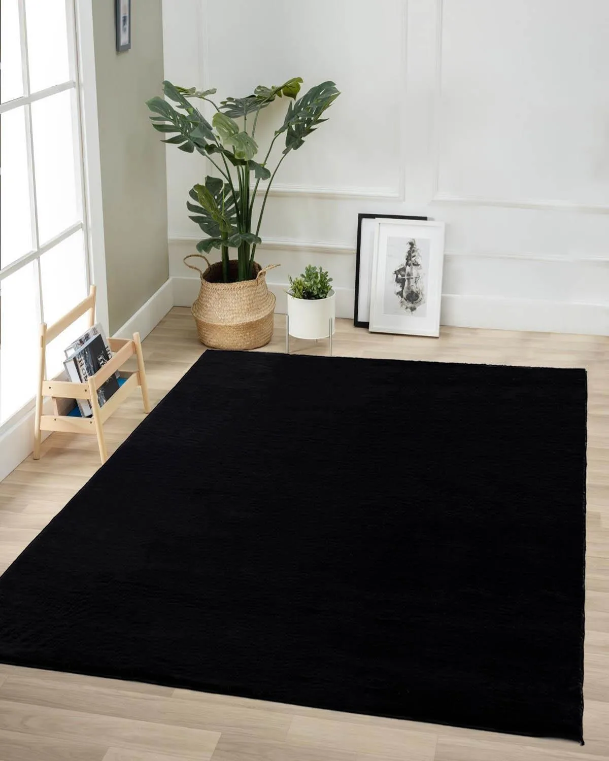 Jassrug Royal Tavşan Tüyü Post Halı 160x230 Siyah