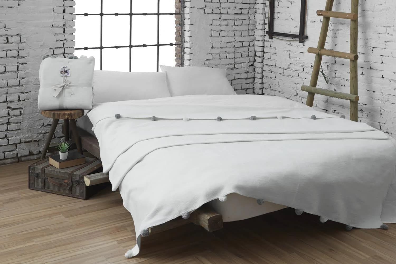 Dolce Bonita Home Çift Kişilik Ponponlu Pike Battaniye 200x220 Krem
