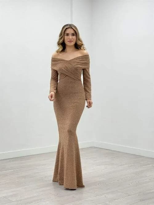 Pırıltı Kumaş Kayık Yaka Balık Elbise - GOLD