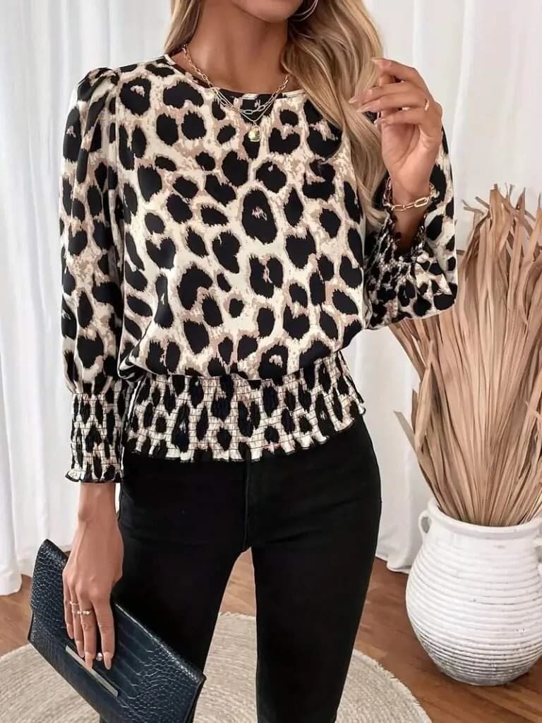 Kadın Uzun Kollu Bisiklet Yaka Leopar Desenli Modal Bluz