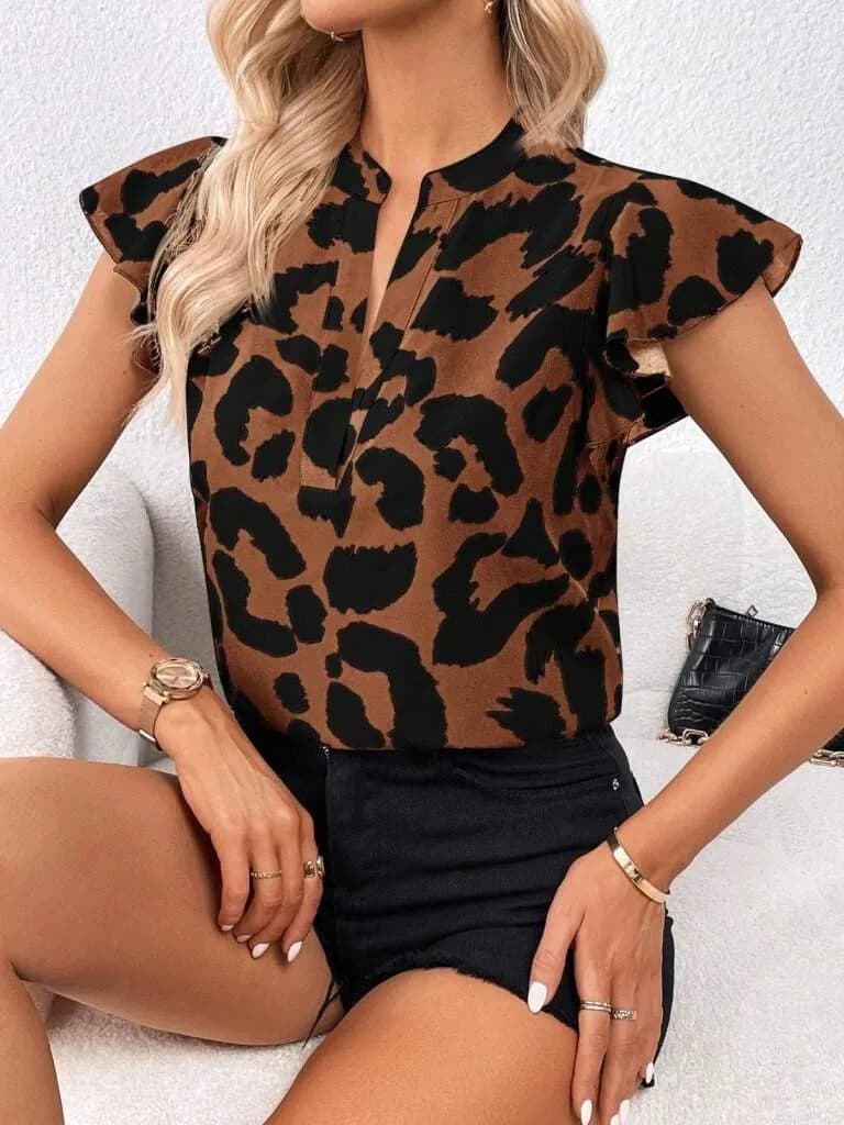 Kadın Kısa Fırfır Kollu V Yakalı Leopar Desenli Süprem Bluz