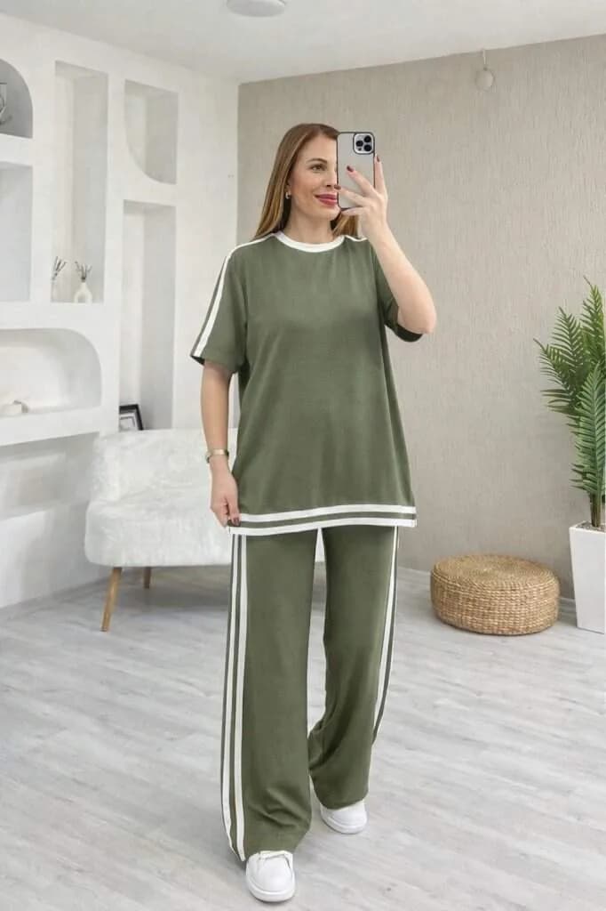 Kadın Kısa Kollu Bisiklet Yaka çift Renk şerit Detaylı Viskon Iki Iplik Bluz Ve Pantolon Ikili Takım