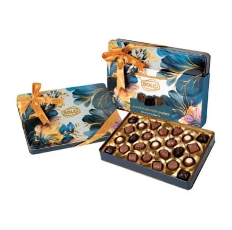 ÇEŞİTLİ ÇİKOLATALI PRALİNLER, MAVİ ÇİÇEK DESENLİ TENEKE KUTU, 250 g