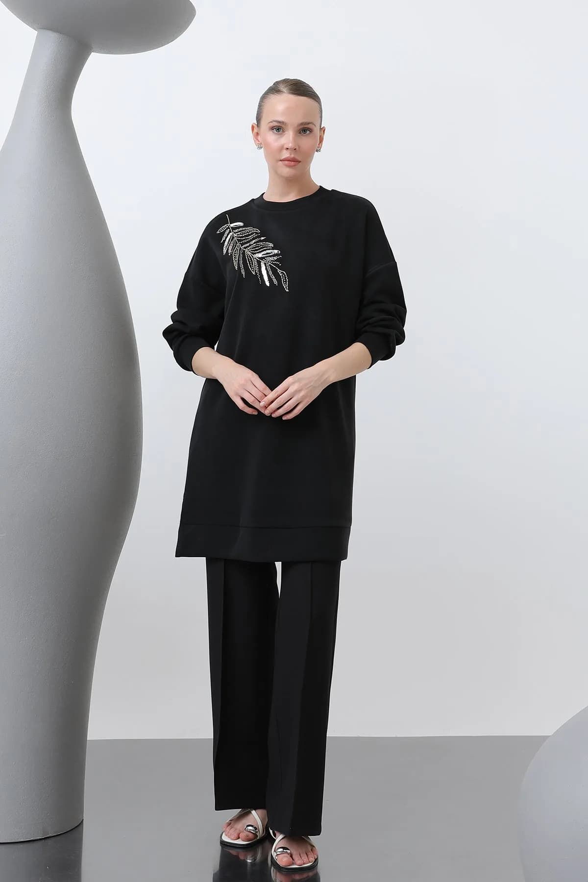 Kadın Omuzu Nakış işlemeli Tunik - 10629TNK - BLACK
