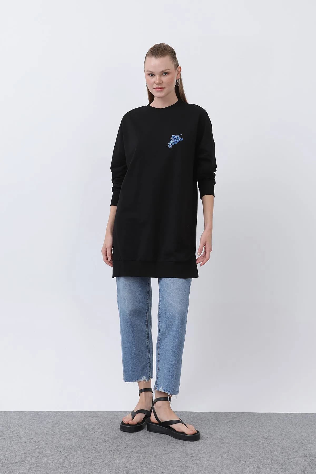 Kadın Önü Üzüm Arkası Meyveli Nakışlı Tunik - 10653TUN - BLACK
