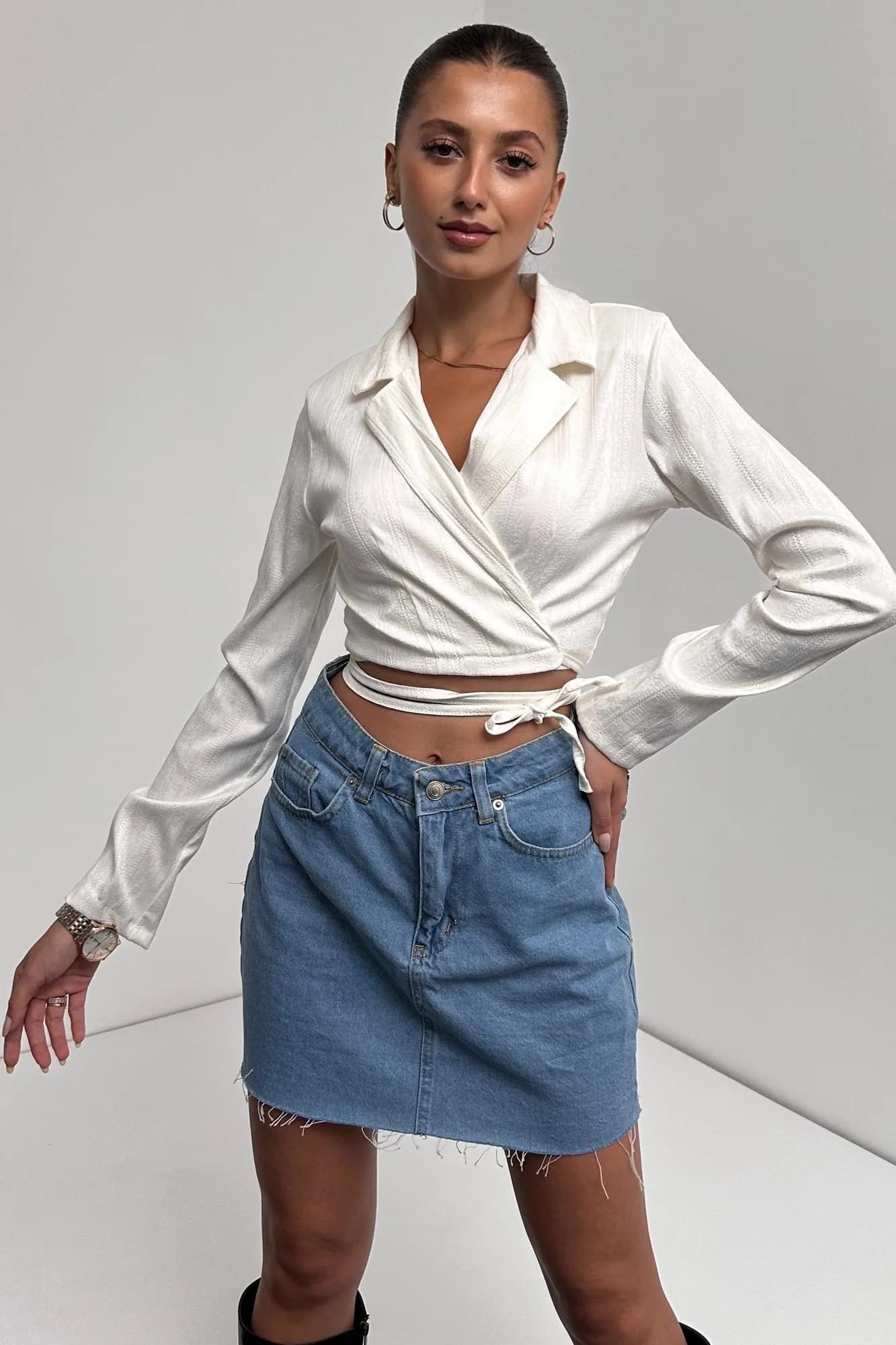 Gömlek Yaka Beli Bağlamalı Crop Bluz - BEYAZ