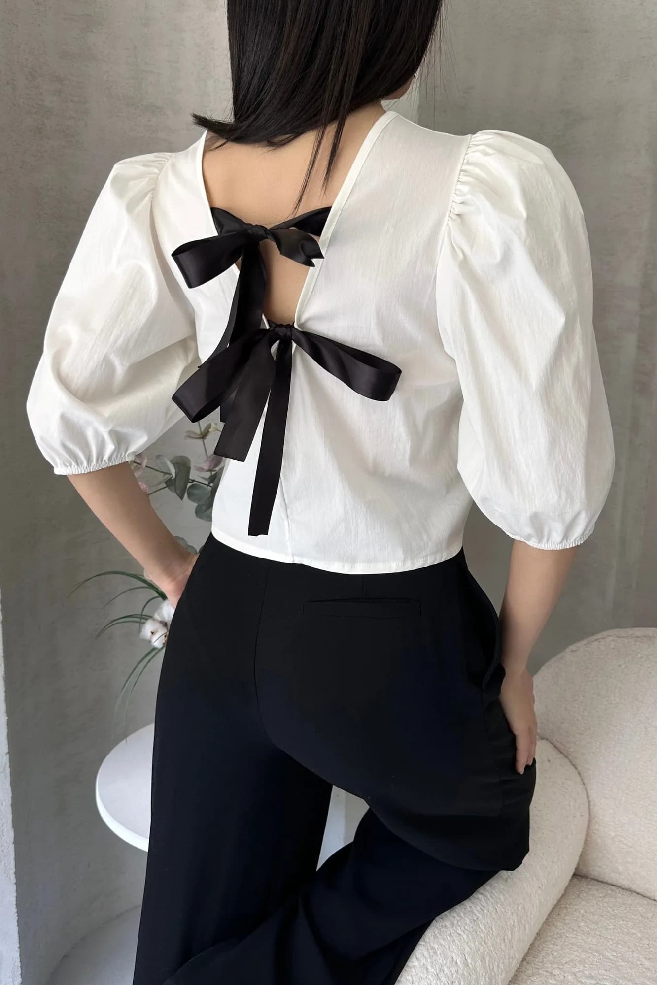 Karpuz Kol Sırtı Fiyonk Detaylı Poplin Bluz - BEYAZ