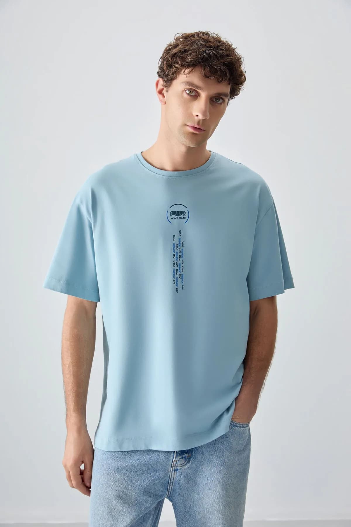 Açık Mavi %100 Pamuk Kalın Yumuşak Dokulu Oversize Fit Baskılı Erkek T-Shirt - 88355 - Açık mavi