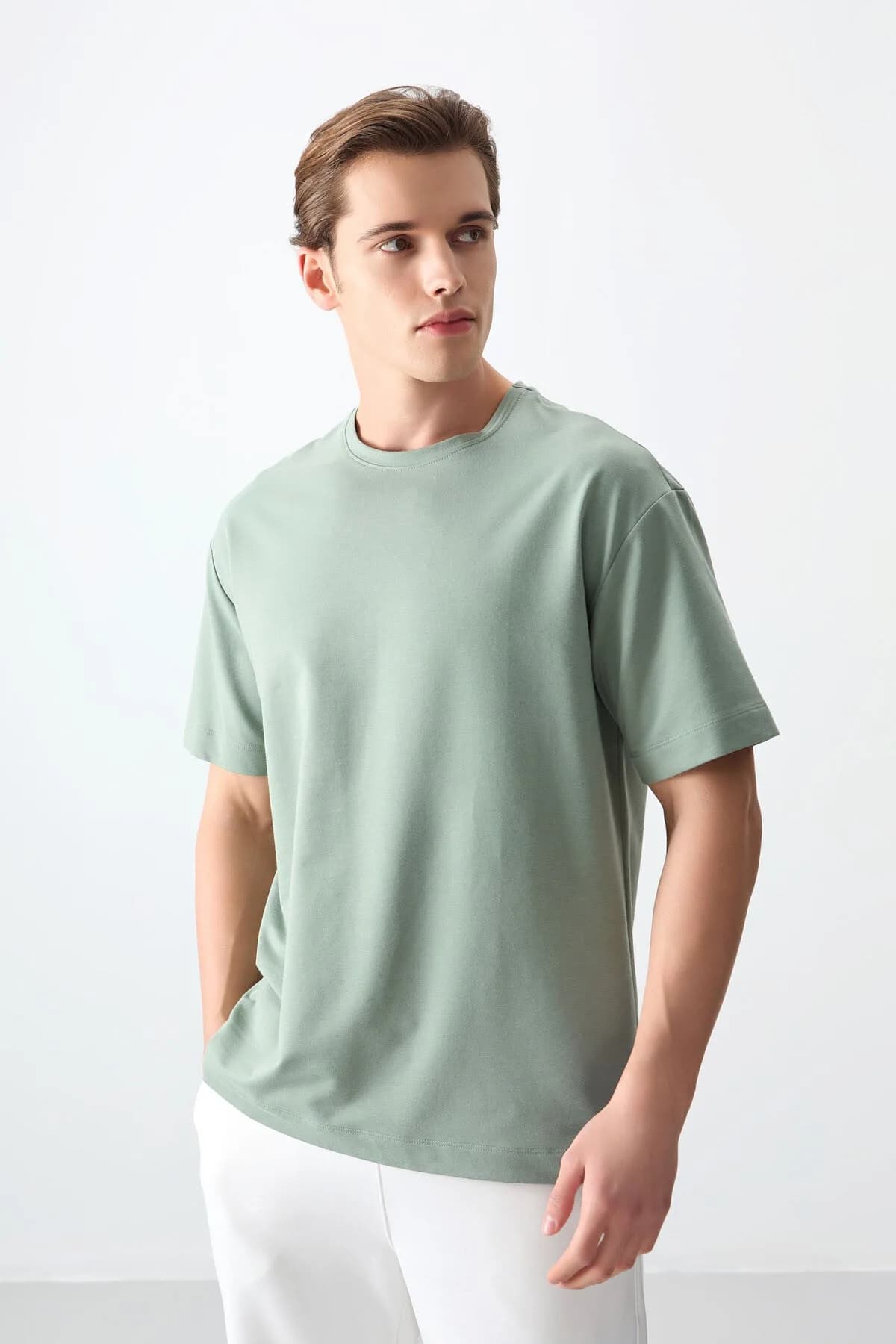 Açık Yeşil Pamuklu Kalın Yumuşak Dokulu Oversize Fit Basic Erkek T-Shirt - 88377 - Kaktüs
