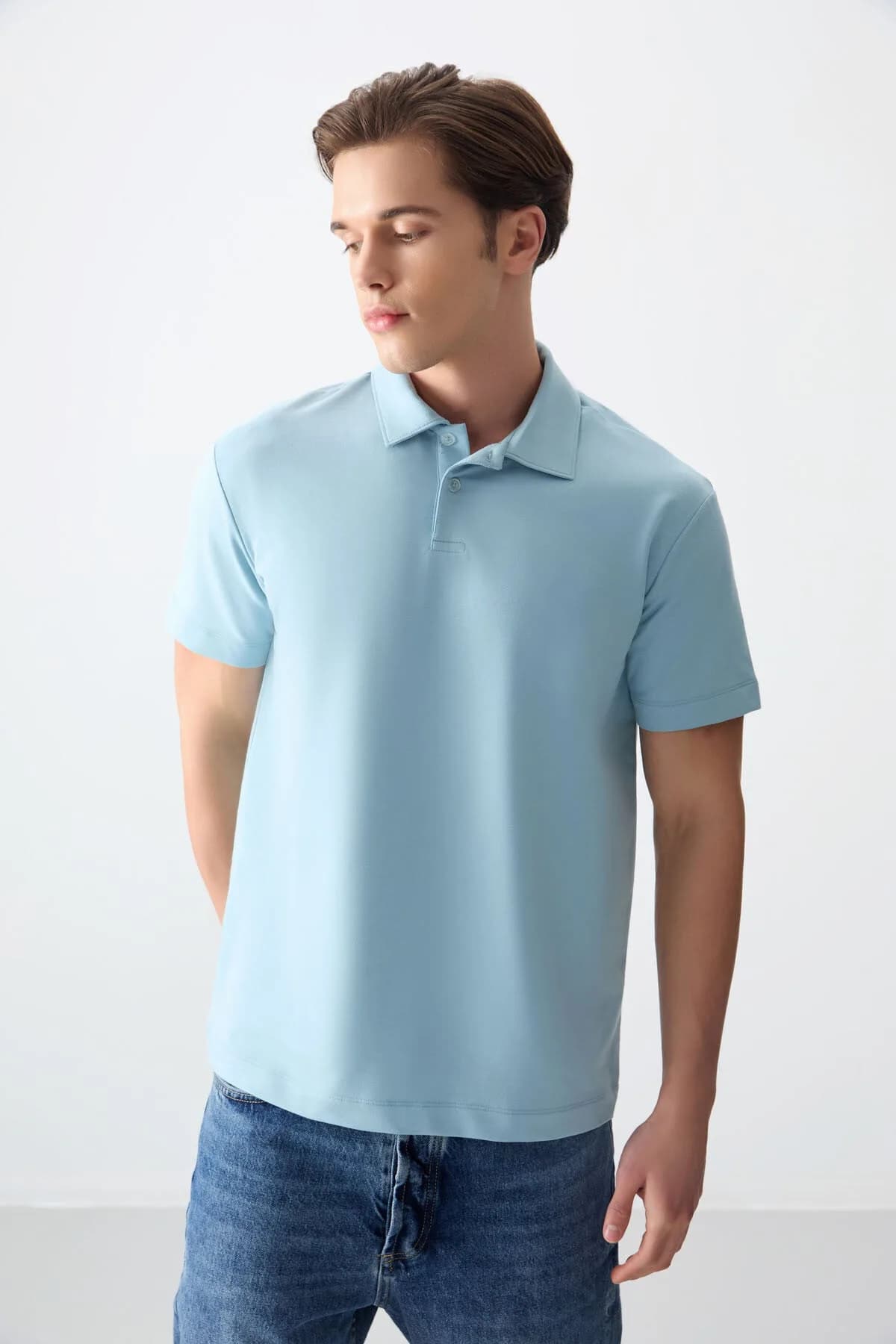 Açık Mavi Pamuklu Kalın Yumuşak Dokulu Polo Yaka Oversize Fit Basic Erkek T- Shirt - 88381 - Açık mavi