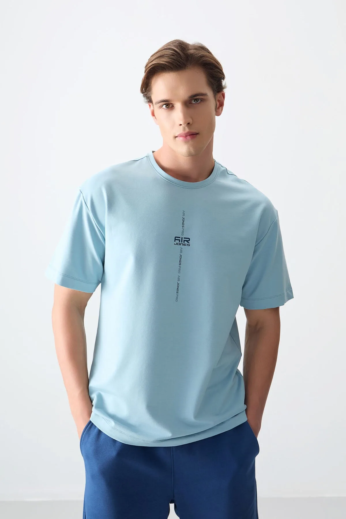 Açık Mavi Pamuklu Kalın Yumuşak Dokulu Oversize Fit Baskılı Erkek T-Shirt - 88373 - Açık mavi