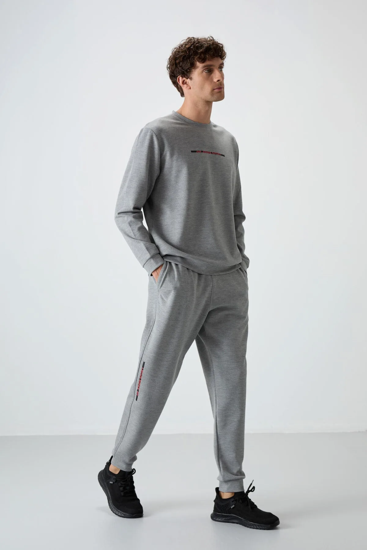 Gri Melanj Pamuklu Kalın Yumuşak Dokulu Comfort Fit Baskılı Erkek Eşofman Takım - 85239 - Gb melanj/gb melanj