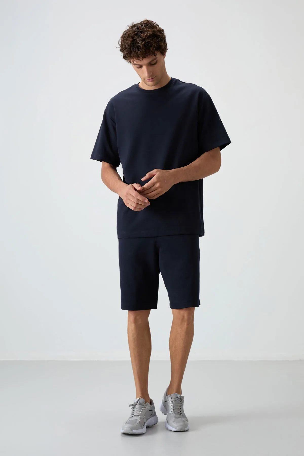 Lacivert Pamuklu Kalın Yumuşak Dokulu Oversize Fit Basic Erkek Şort Takım - 85249 - Laci/laci