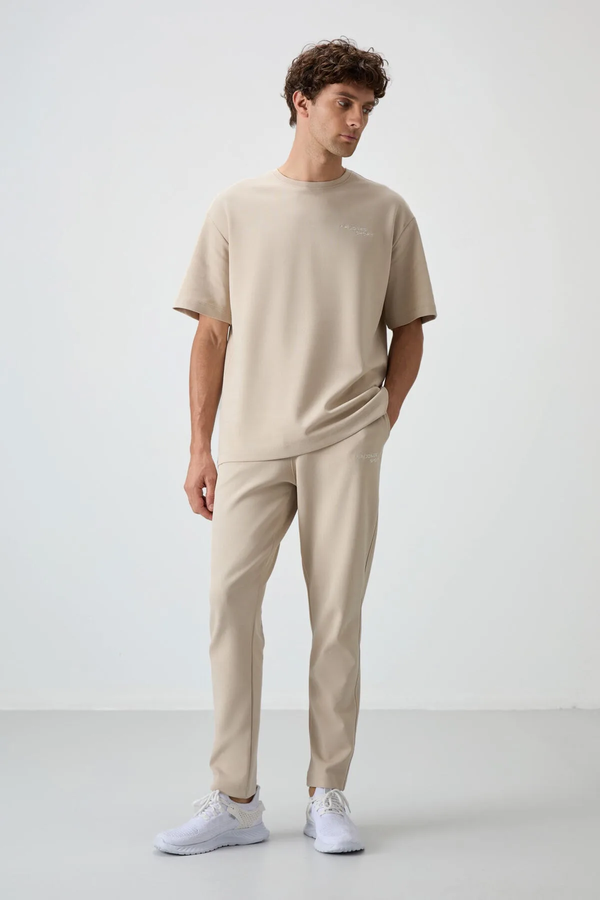 Bej Pamuklu Kalın Yumuşak Dokulu Oversize Fit Nakışlı Erkek Eşofman Takım - 85252 - Bej/bej