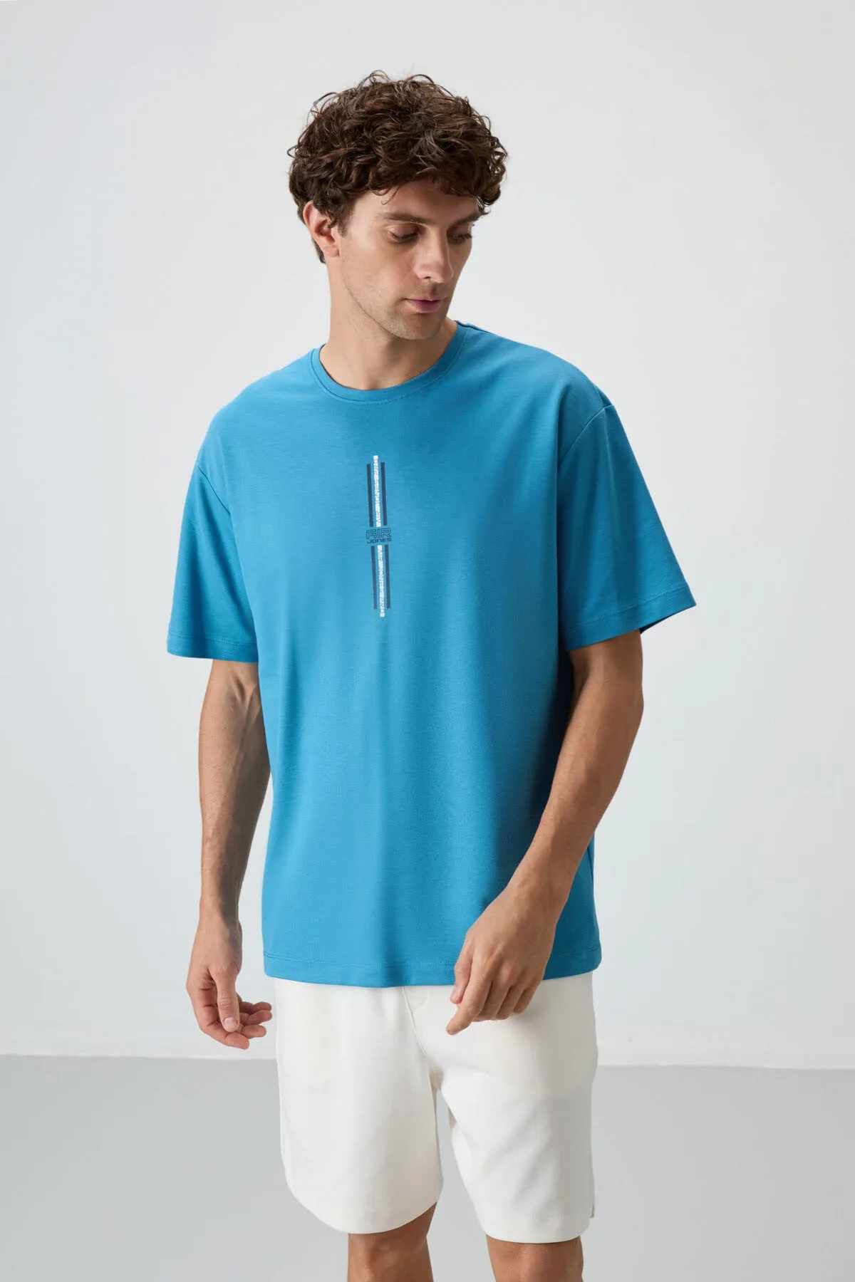 Petrol Mavi Pamuklu Kalın Yüzeyi Dokulu Oversize Fit Baskılı Erkek T-Shirt - 88366 - Petrol mavi