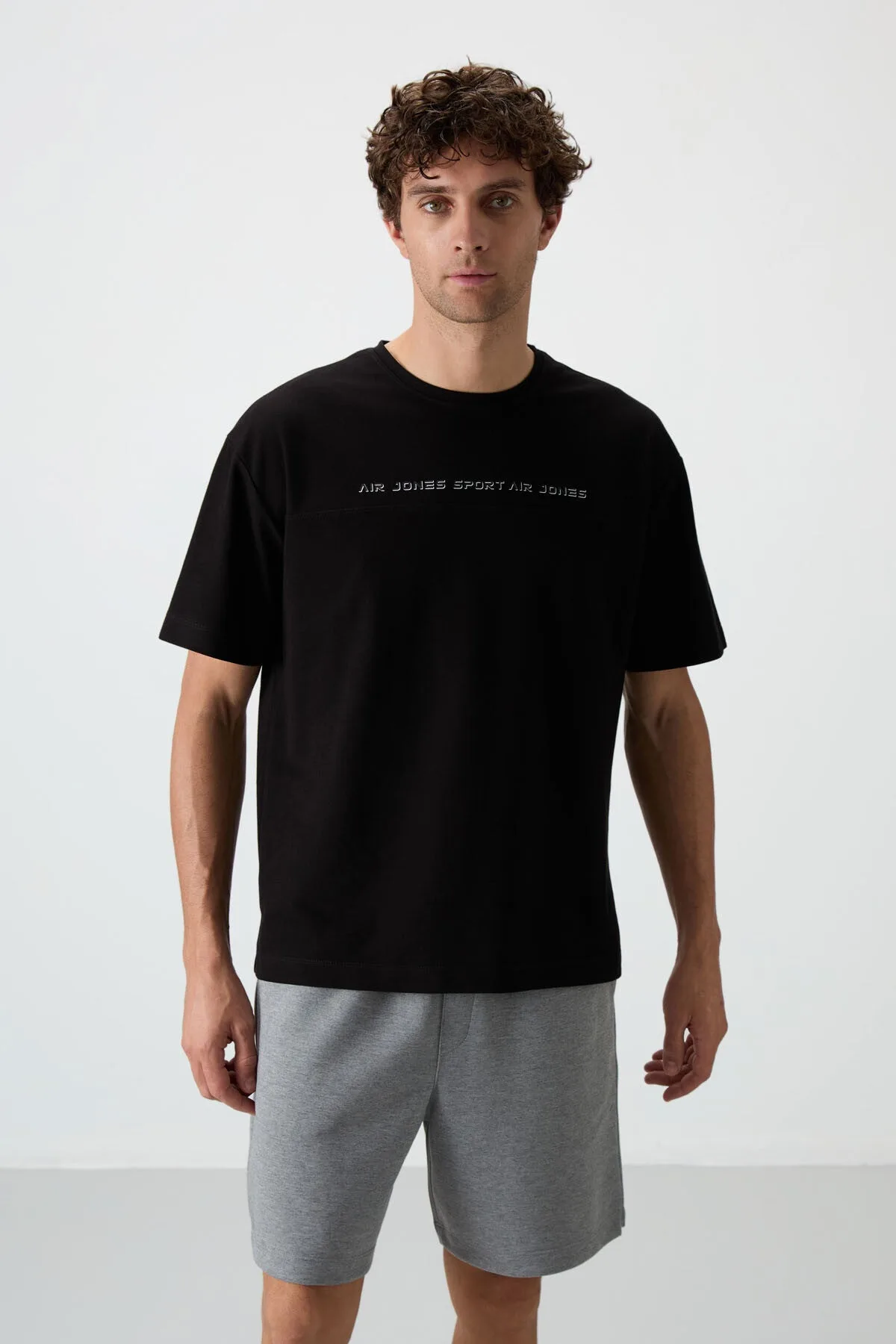 Siyah Pamuklu Kalın Yüzeyi Dokulu Oversize Fit Baskılı Erkek T-Shirt - 88371 - Siyah