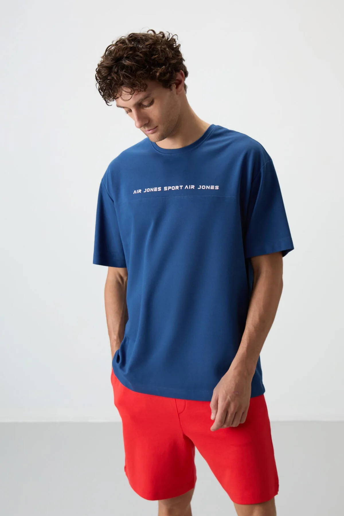 Parlament Pamuklu Kalın Yüzeyi Dokulu Oversize Fit Baskılı Erkek T-Shirt - 88371 - Parlament
