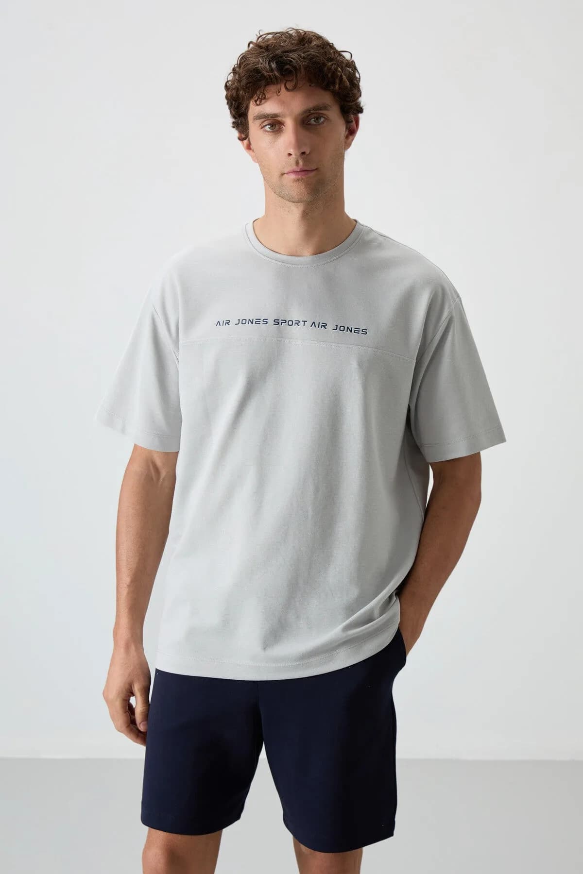 Taş Pamuklu Kalın Yüzeyi Dokulu Oversize Fit Baskılı Erkek T-Shirt - 88371 - Taş