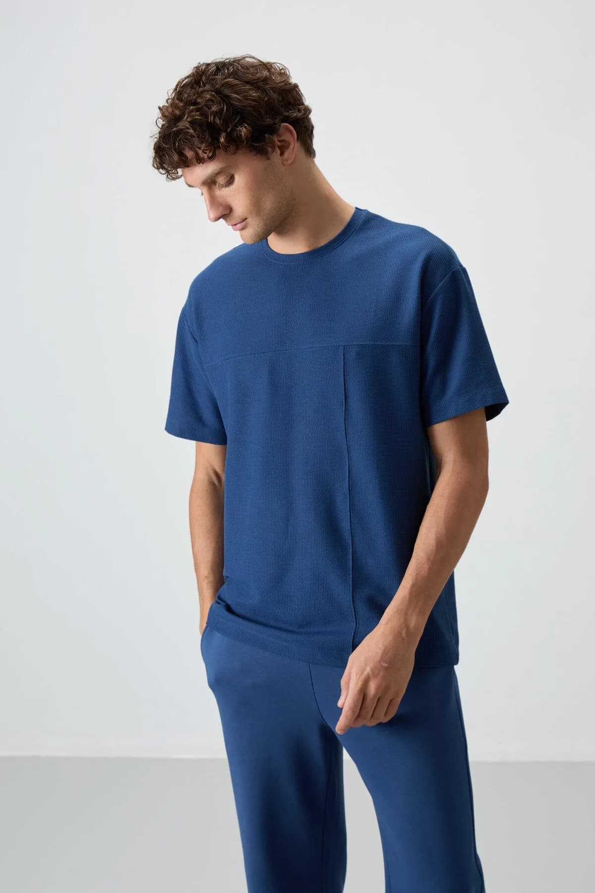 Parlament Waffle İnterlok Yüzeyi Dokulu Oversize Fit Basic Erkek T-Shirt - 88380 - Parlament
