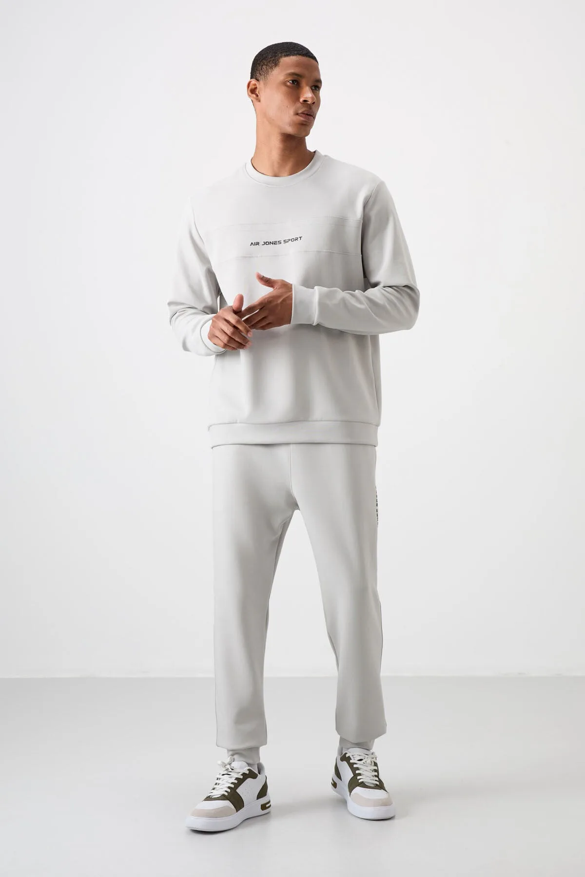 Taş Pamuklu Kalın Yumuşak Dokulu Comfort Fit Baskılı Erkek Eşofman Takım - 85253 - Taş/taş
