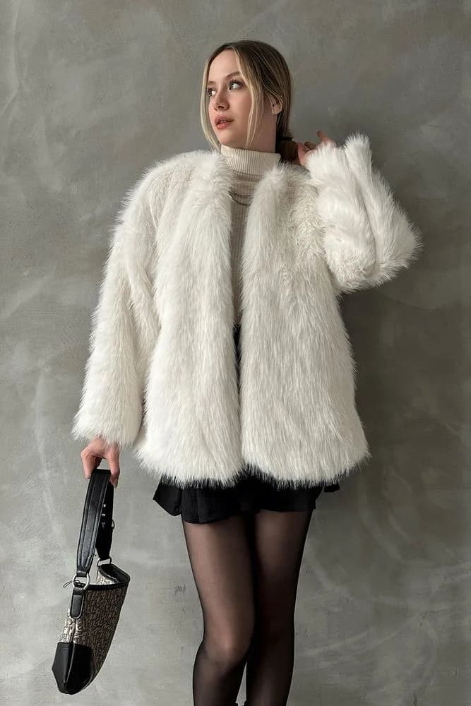 Topshow Krem Peluş Toptan Kaban - KREM