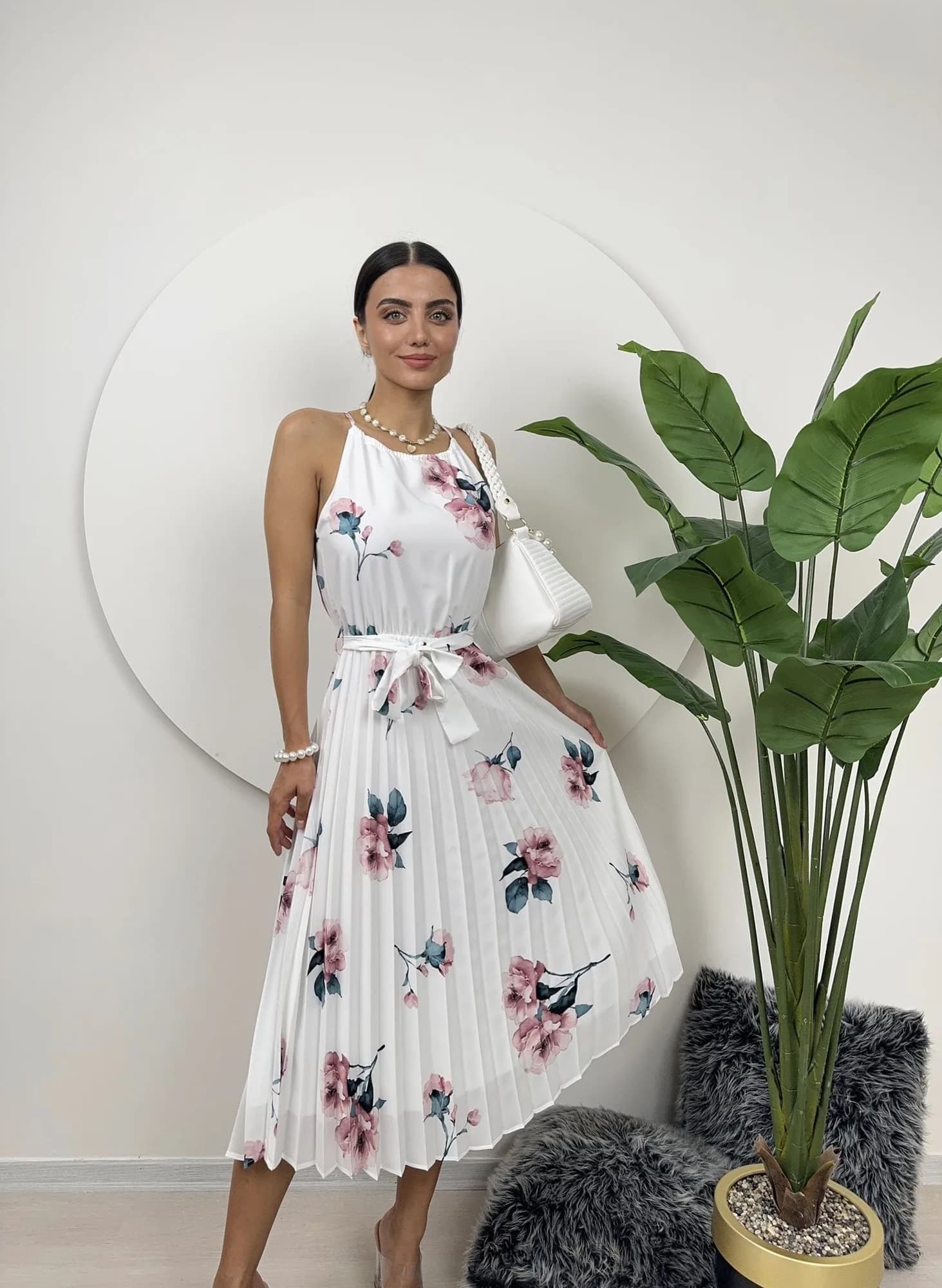2158 GÜL DESENLİ BAĞCIKLI ELBİSE - DESENLİ