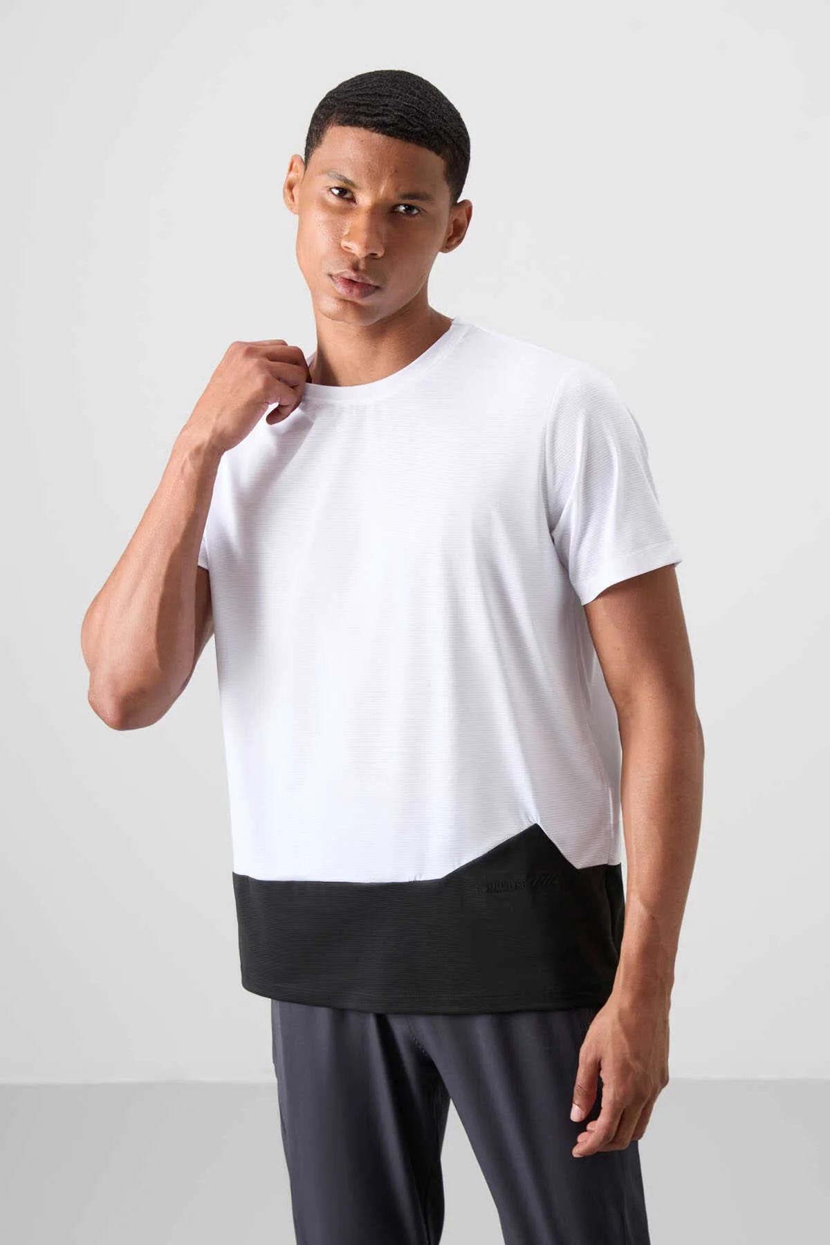 Tommylife Toptan O Yaka Standart Kalıp Aktif Spor Erkek T-Shirt 88383 Beyaz - BEYAZ