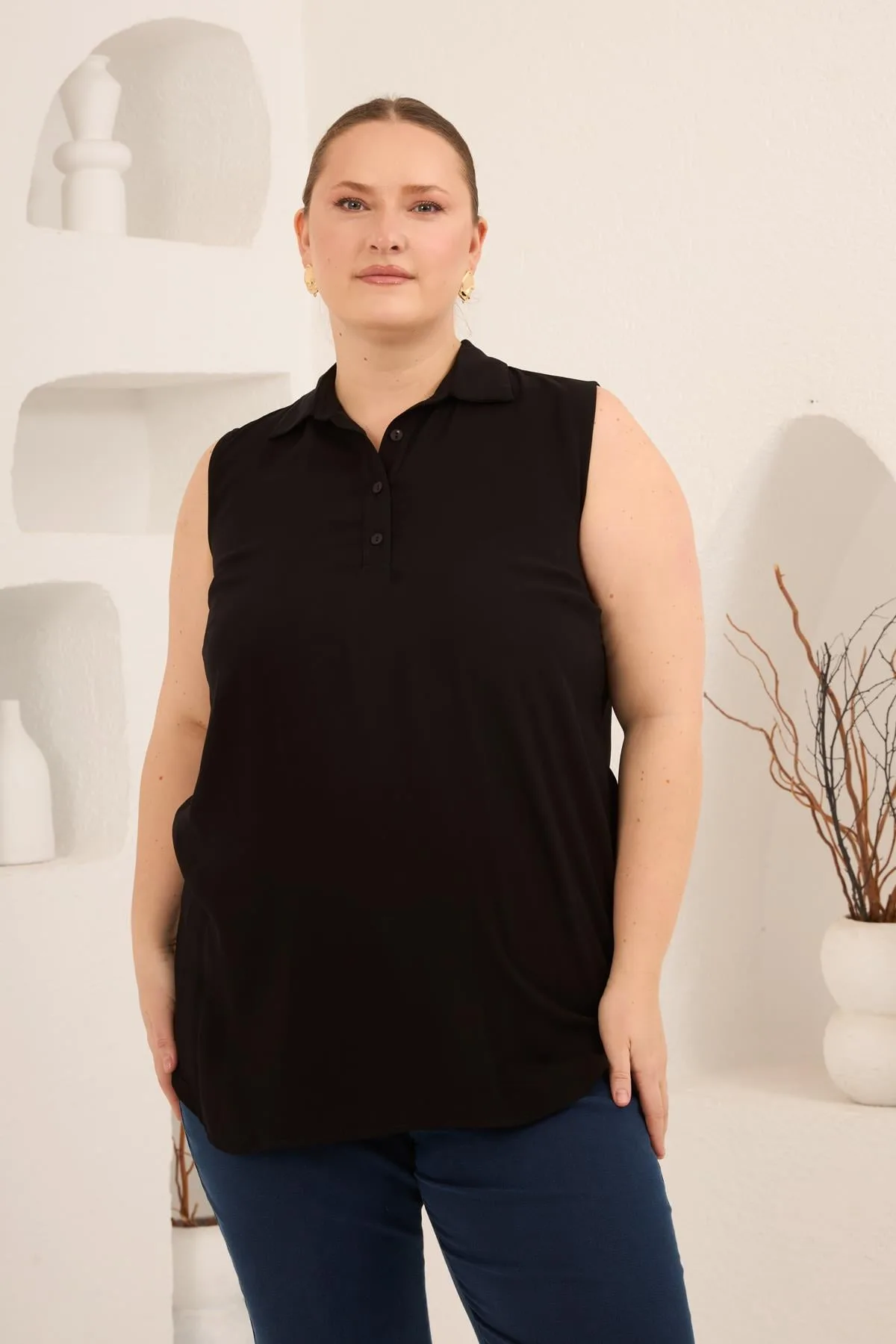 Gömlek Yaka Kolsuz Büyük Beden Viskon Bluz Siyah