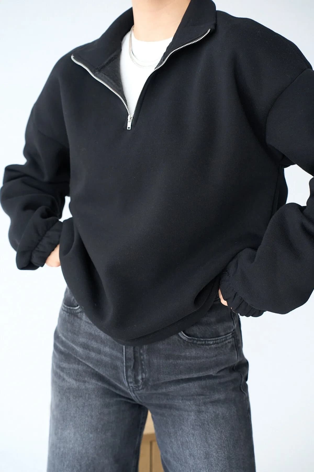 Siyah Fermuarlı Sweat