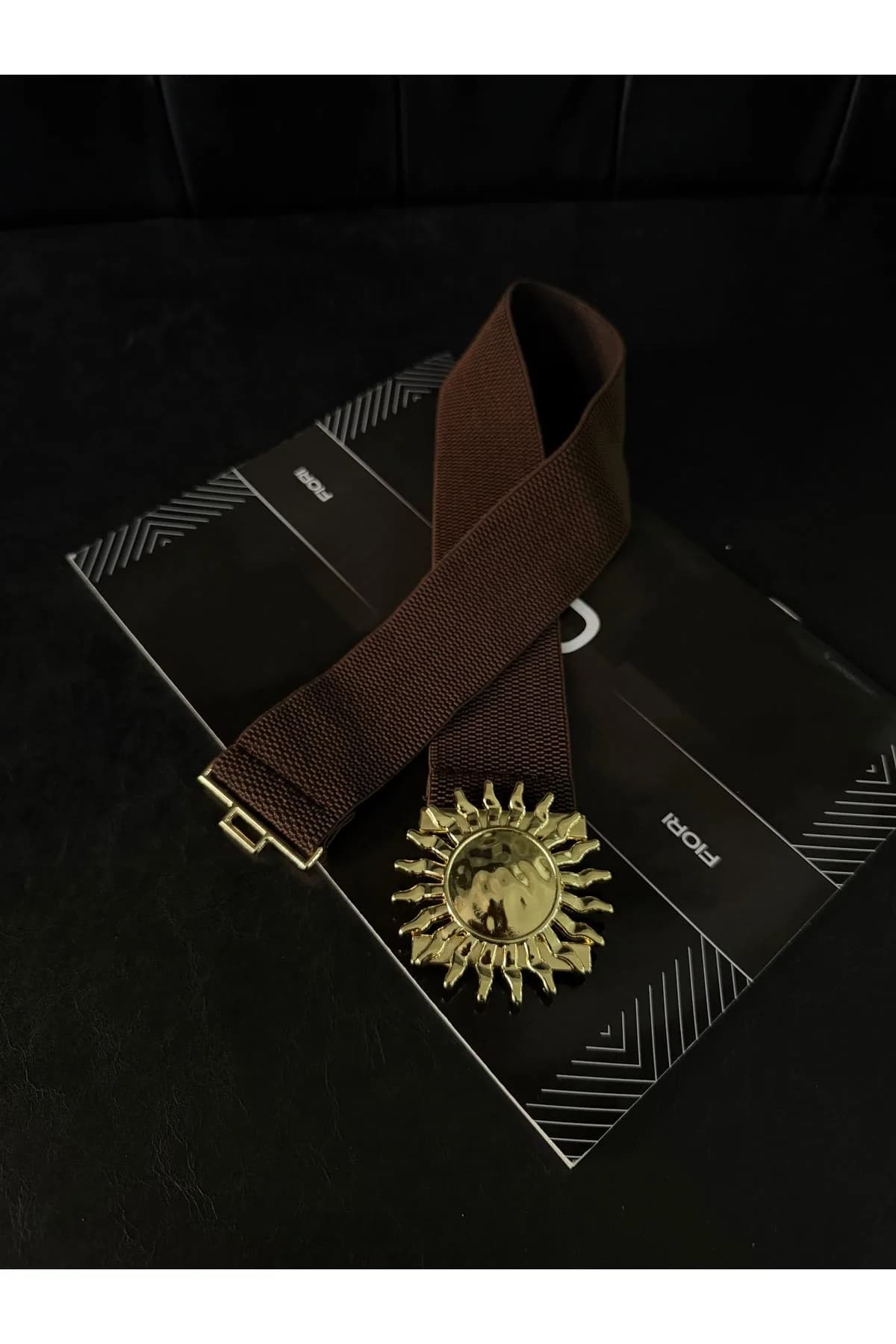 Gold Güneş Tokalı Geçmeli Elastik Kadın Kemeri, Ceket Kemeri, Gömlek Kemeri, Elbise Kemeri - Kahverengi