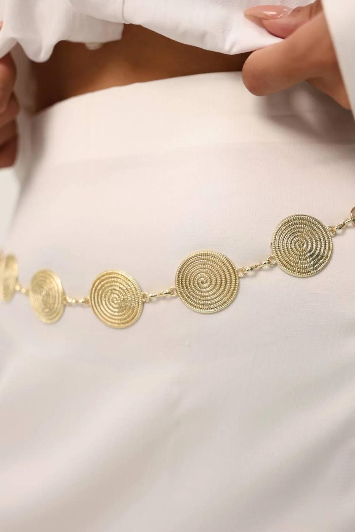 Gold Zincir Detaylı Kadın Bel Zinciri Bel Kemeri,Elbise Kemeri,Etek Kemeri,Pantolon Kemeri - Gold