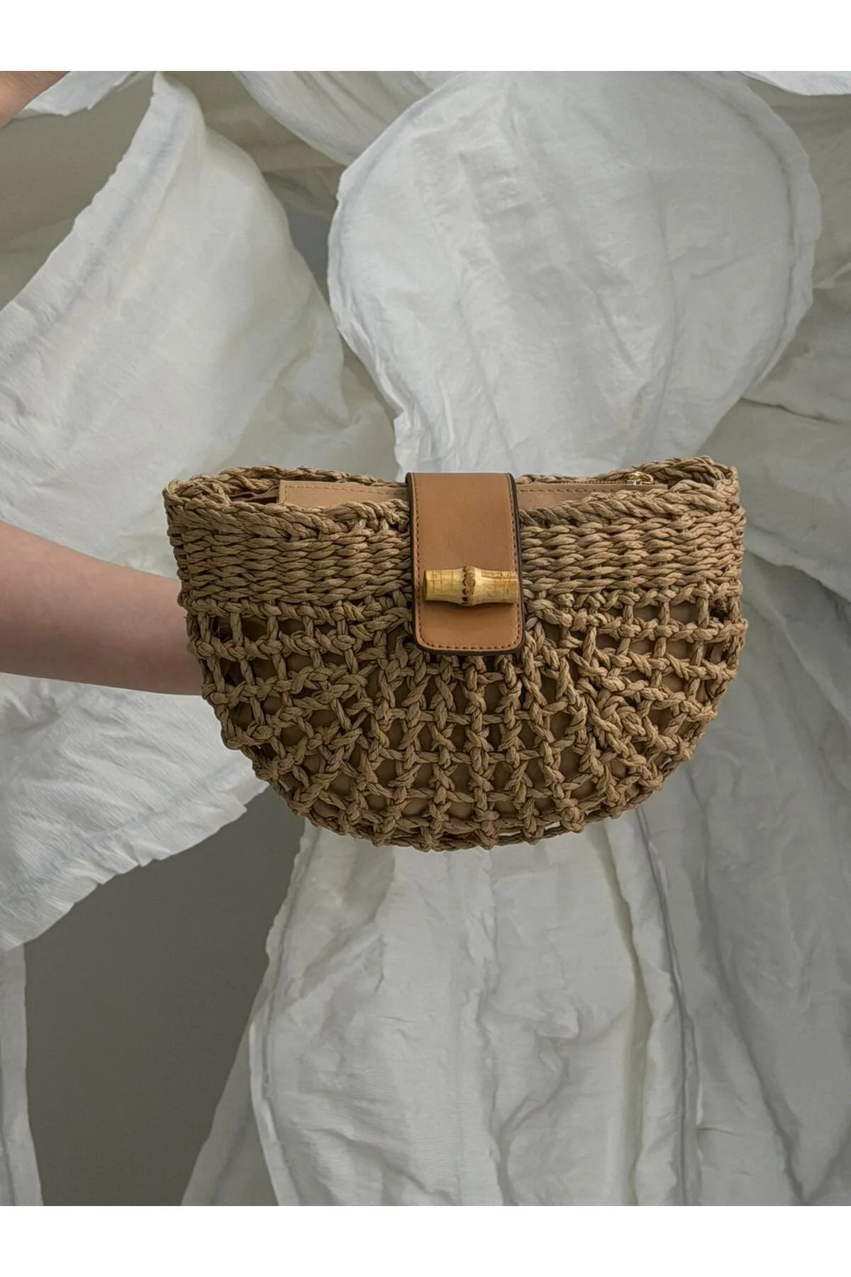 Camel Bambu Tokalı Hasır Çanta | El Yapımı Bohem Mini Model CNT1077 - CNT1077-Camel