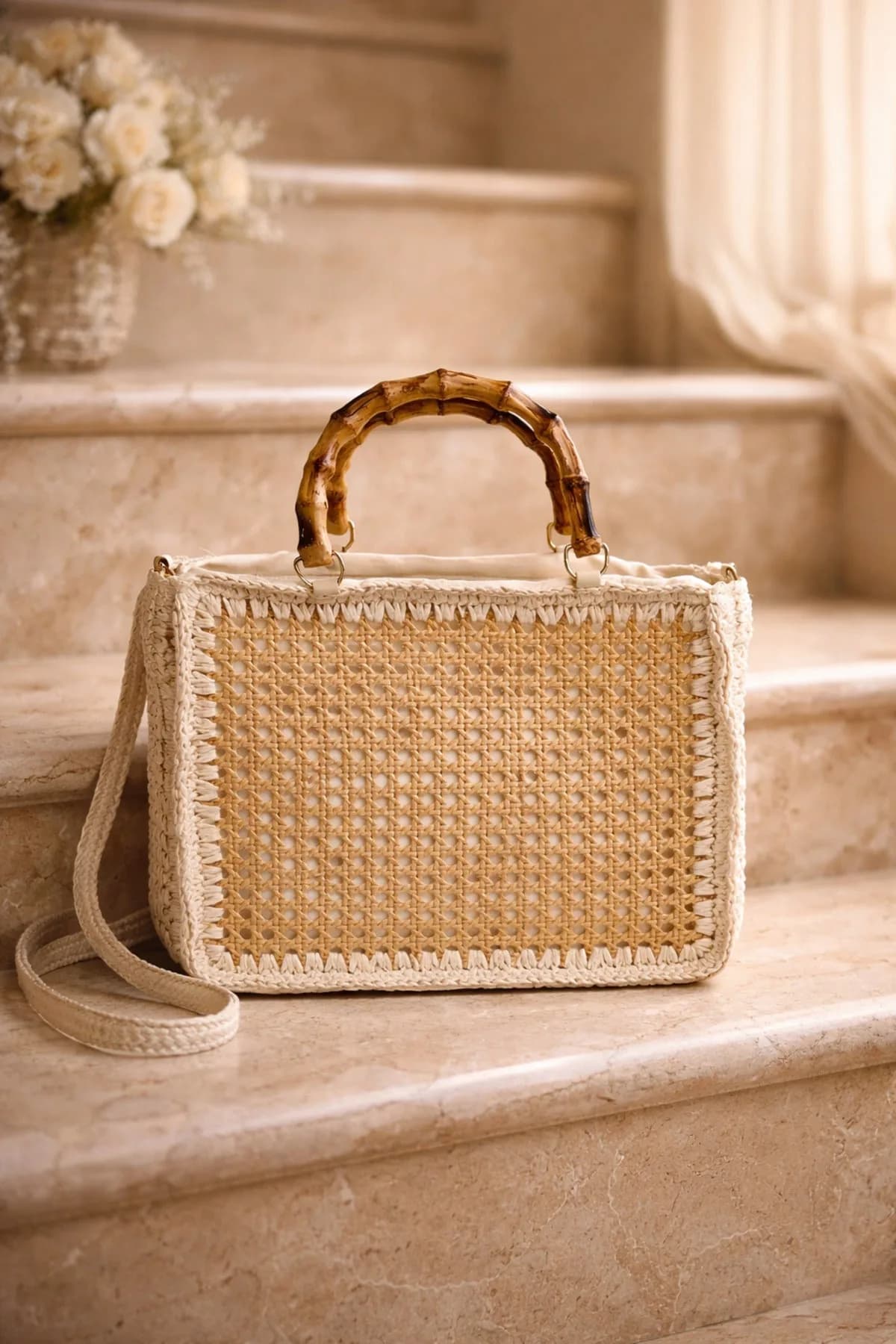 El Yapımı Rattan Örgü Çanta – Bambu Kulplu Doğal Yazlık Model 26x33 Cm CNT1046 - 1064Bej