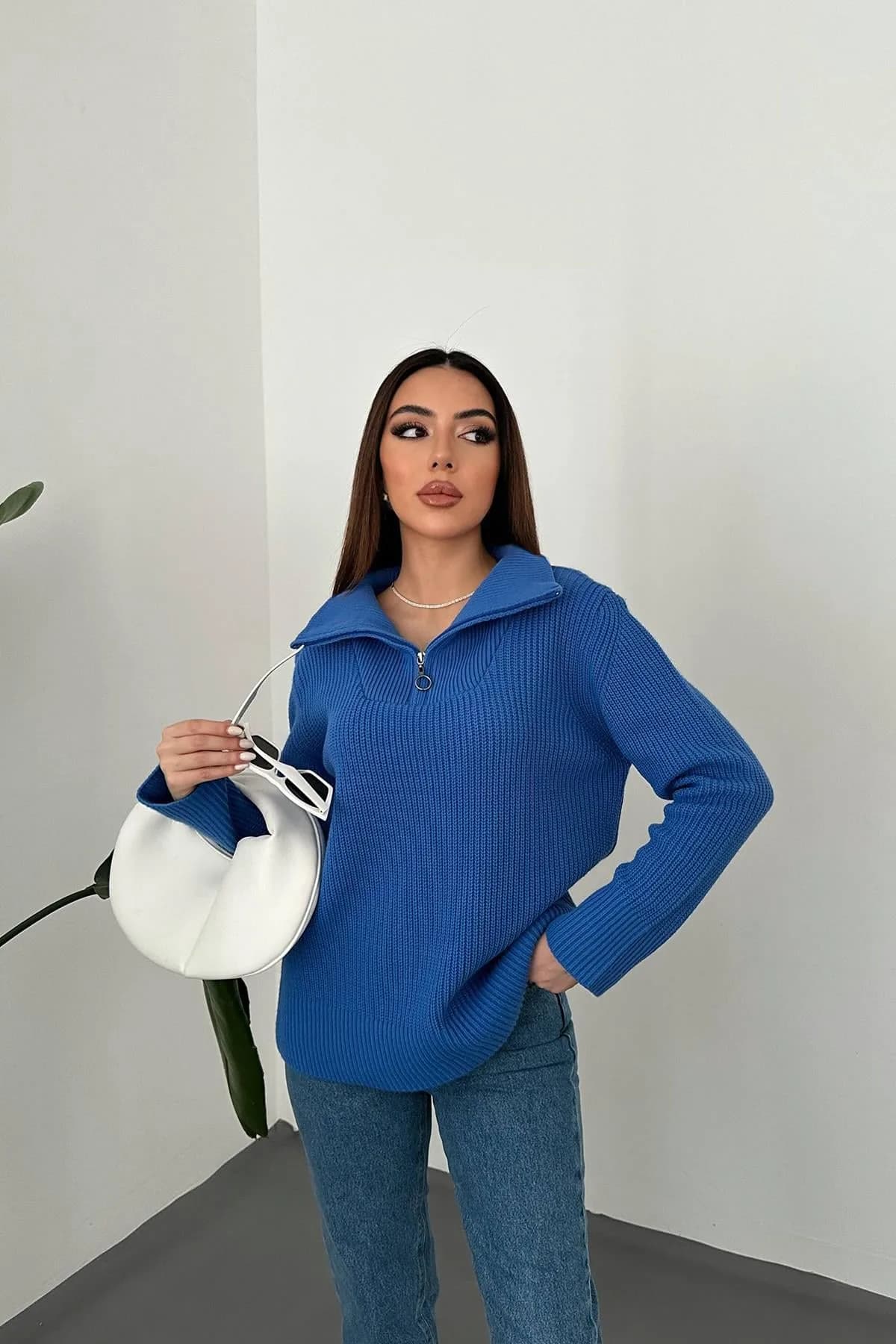 Mavi Fermuarlı Ve Boğazlı Triko Kazak - Mavi