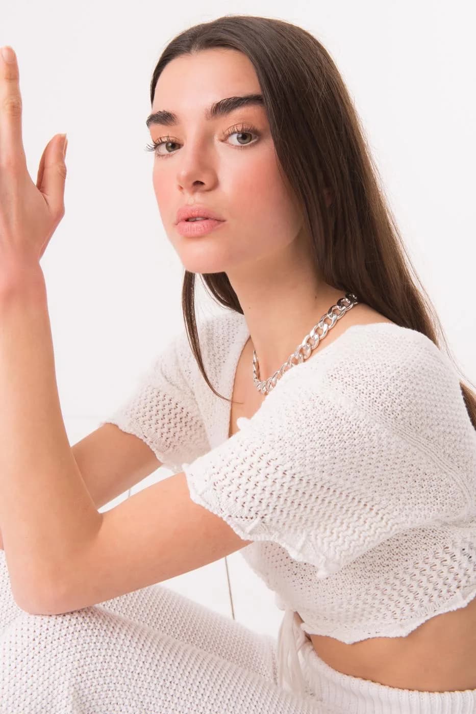 Short Sleeve Front Tie Knit Crop Top - White
