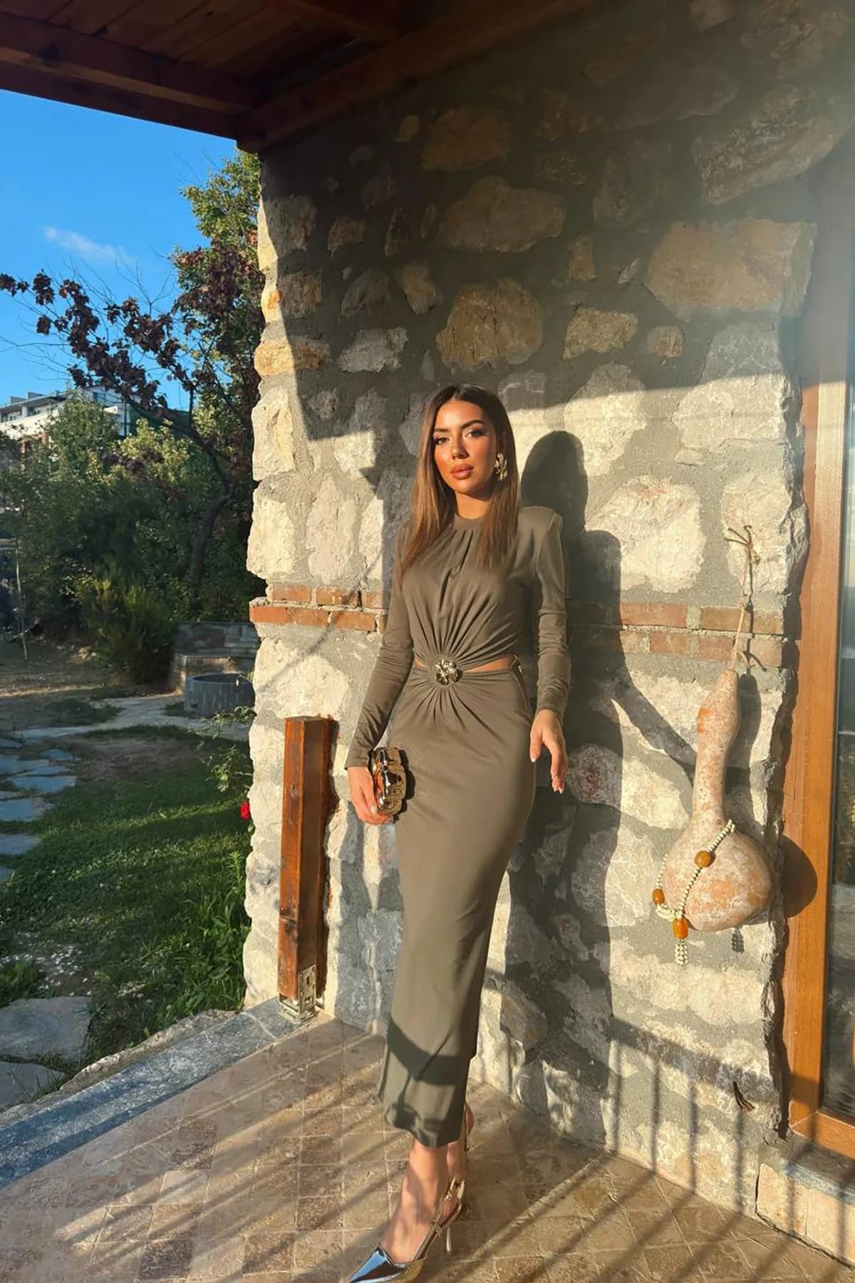 Haki Pencere Detaylı Büzgülü Elbise - Haki