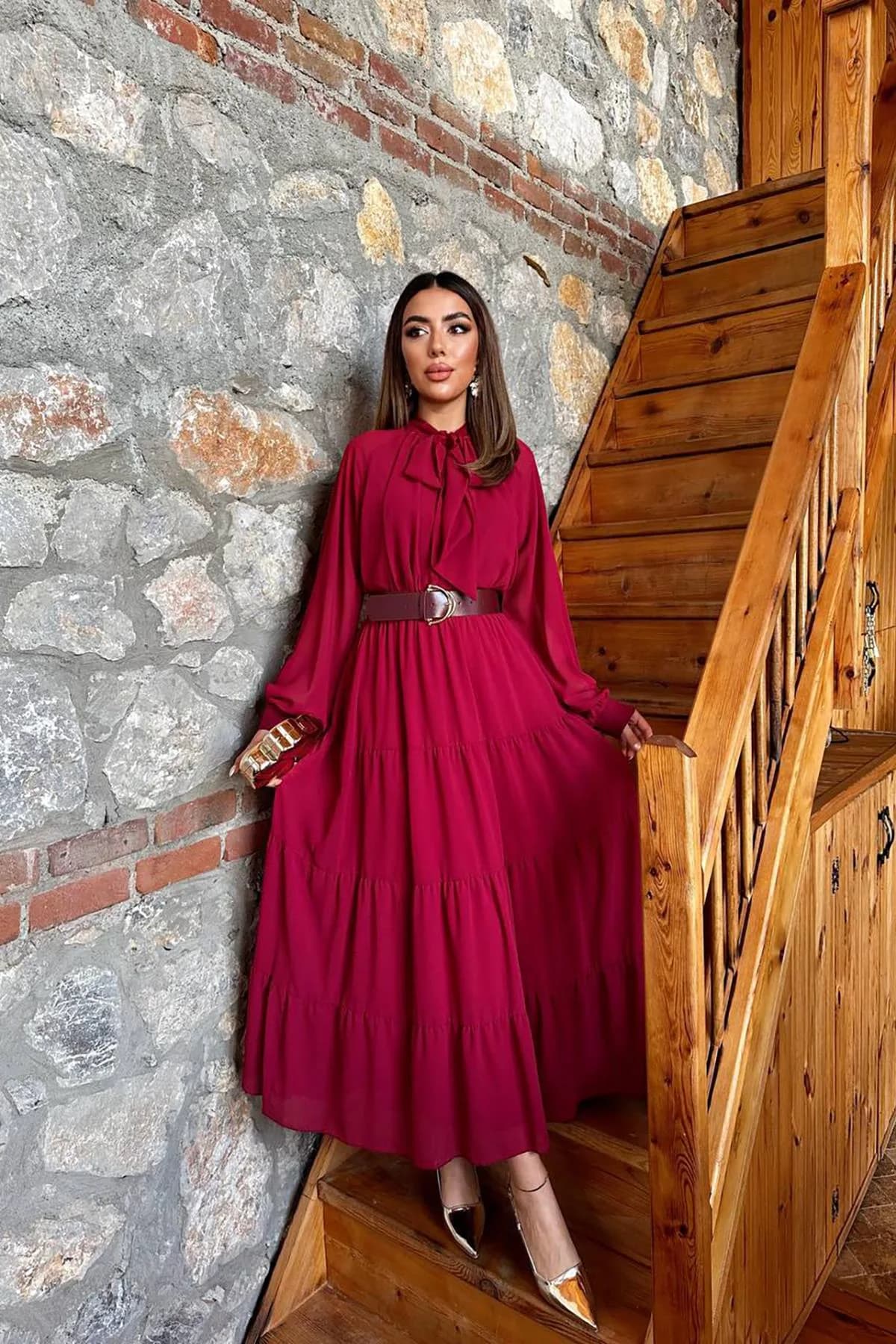 Bordo Fular Yaka Detaylı Şifon Elbise - Bordo