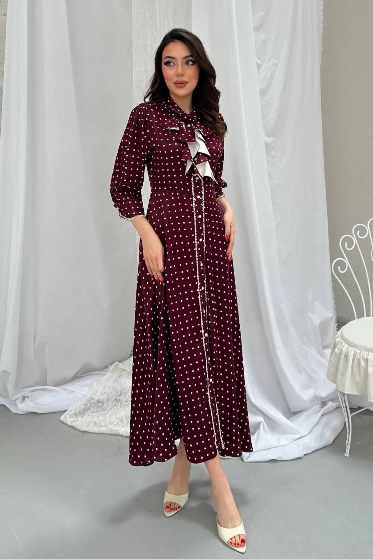 Bordo Önü Patlı Puantiyeli Elbise - Bordo