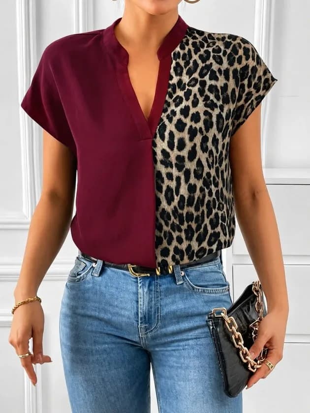 Kadın Kısa Kollu V Hakim Yakalı Leopar Desenli Sandy Bluza, 35715 - Bordo