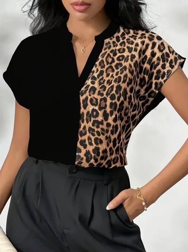 Kadın Kısa Kollu V Hakim Yakalı Leopar Desenli Sandy Bluza, 35713 - Siyah