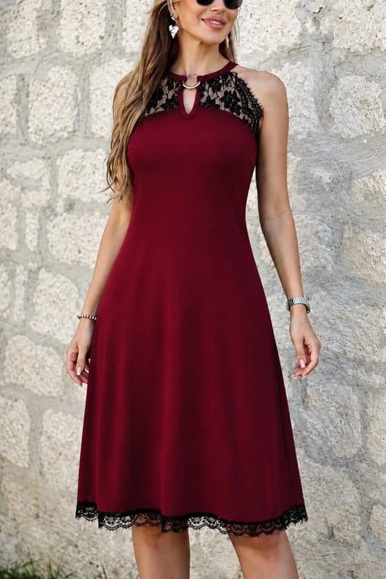 Kadın Omuzlardan Açık Yakadan Halka Aksesuar Detaylı Dantel Midi Viskon Elbise, 36362 - Bordo