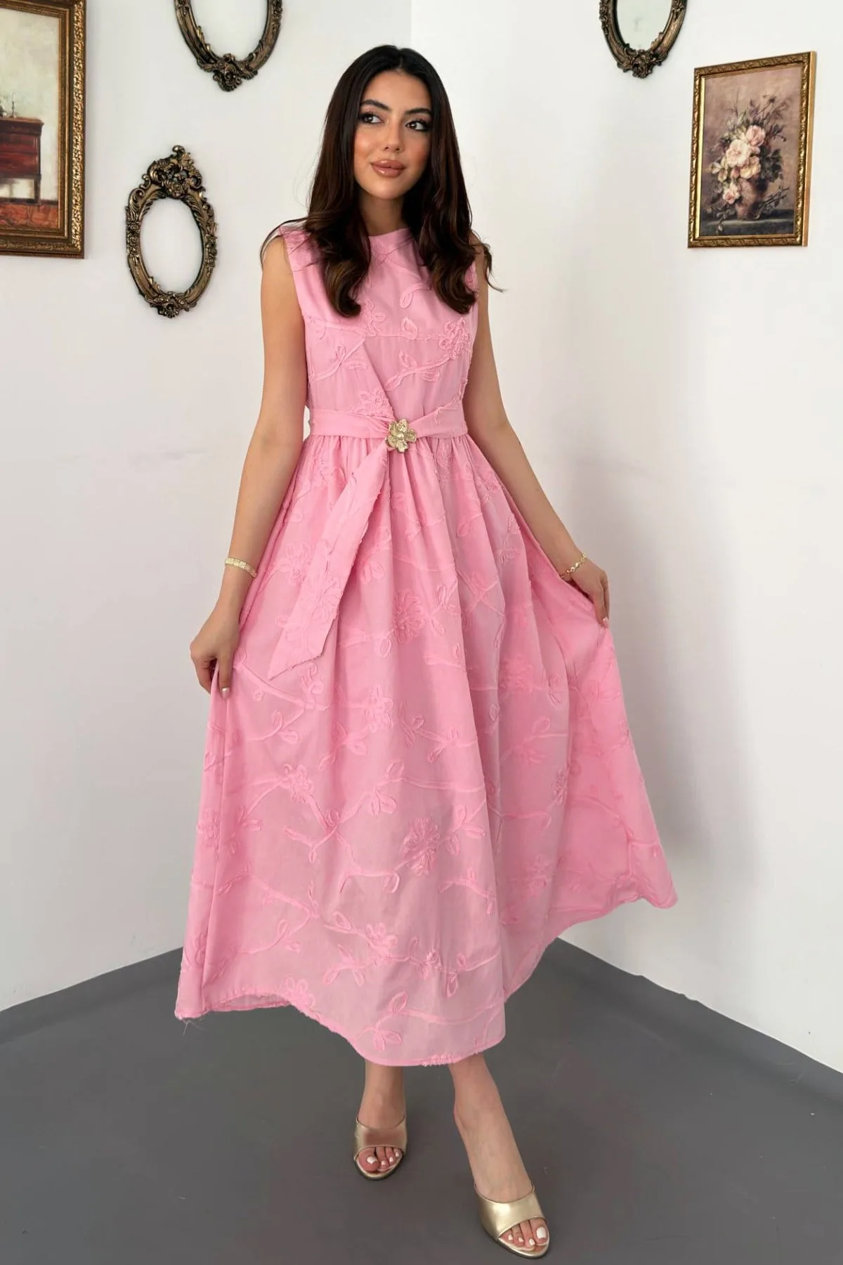 Pembe Beli Büzgülü Kuşaklı Elbise - Pembe