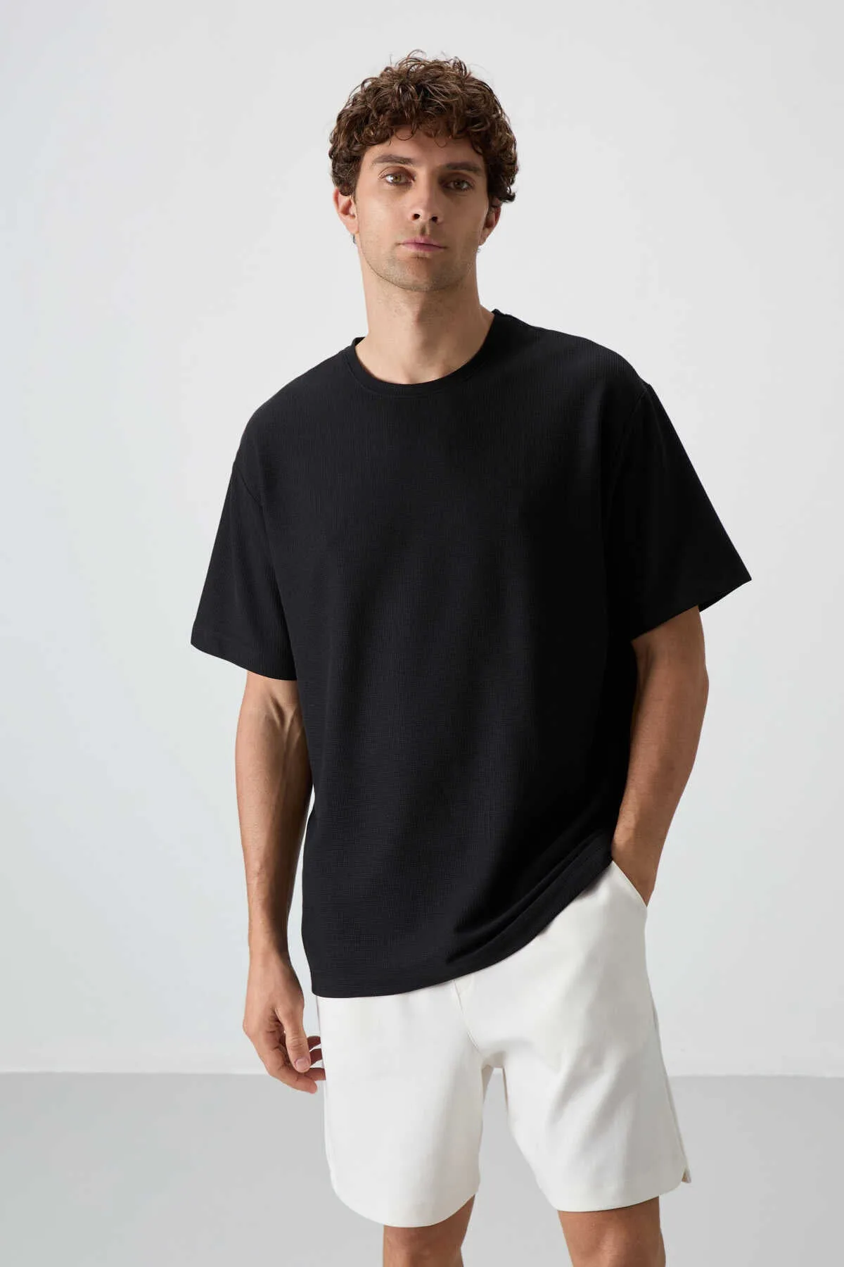 Tommylife Toptan O Yaka Oversize Basic Erkek T-Shirt 88379 Siyah - SİYAH